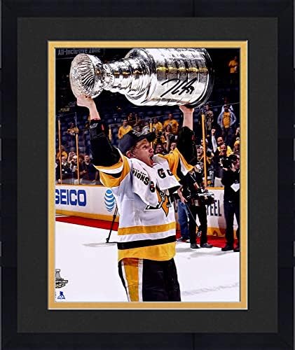 Keretes Jake Guentzel Pittsburgh Penguins 2017-Es Stanley-Kupa Bajnokok Dedikált 8 x 10 Emelése Kupa Fénykép - Dedikált